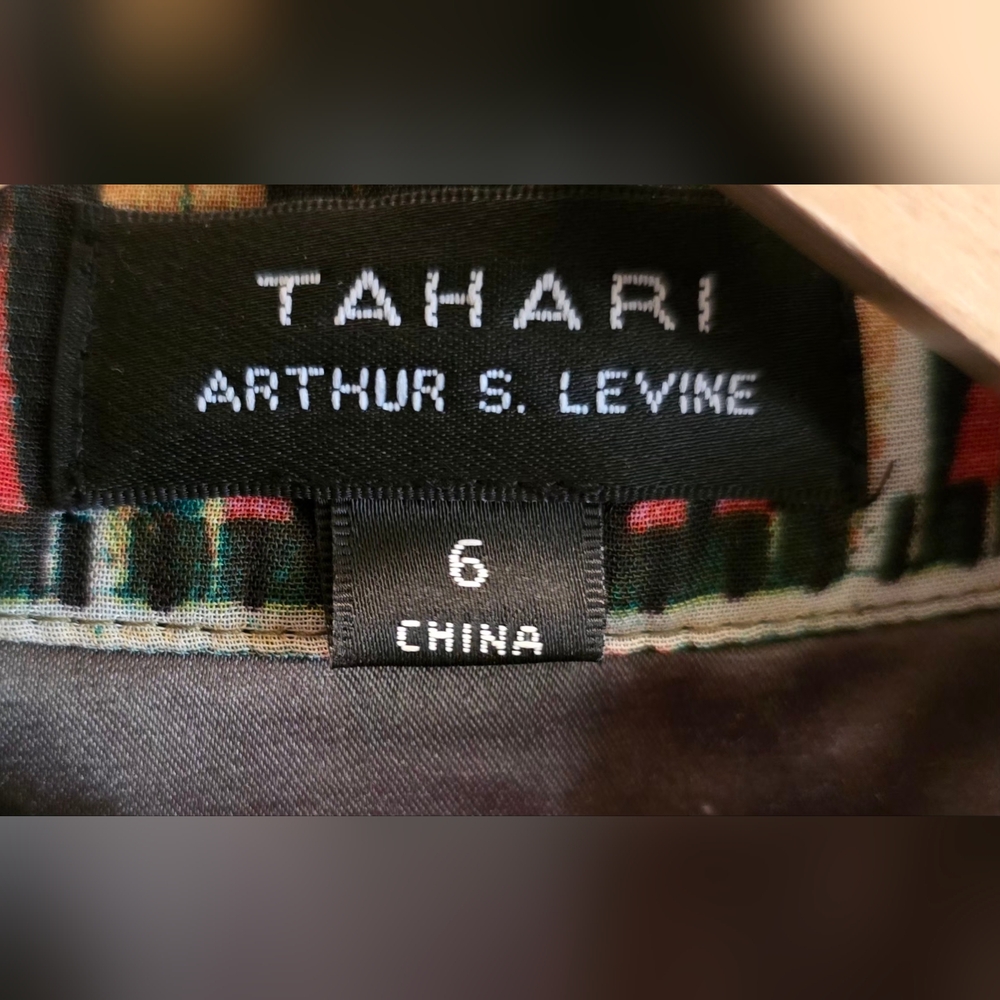 NWOT Tahari - Arthur S. Levine Long Or Midi Sleeve Dress 6 - Picture 5 of 8